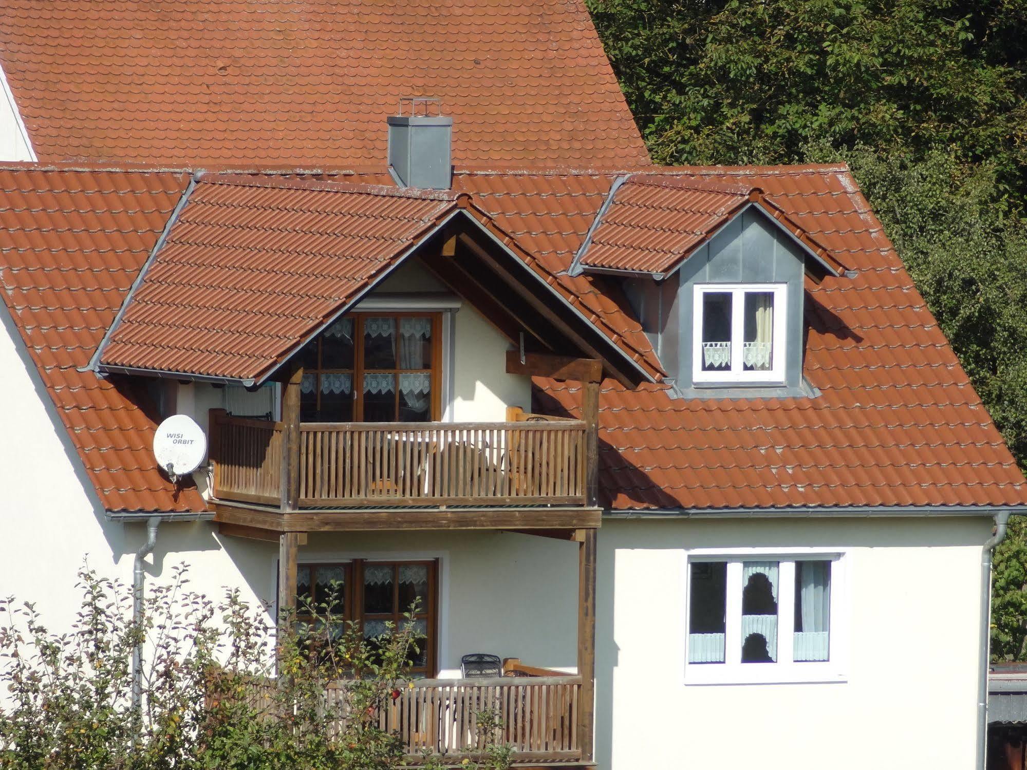 Donauer Im Altmuehltal - Ferienwohnungen Biberbach  Exterior foto